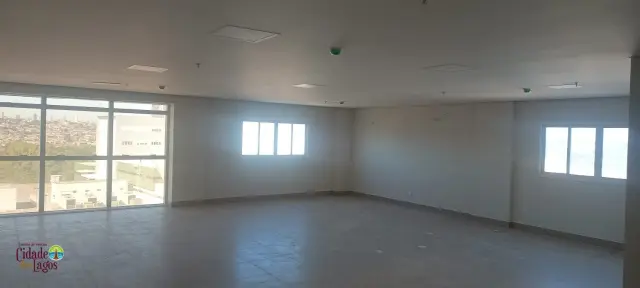Aluga-se Sala Comercial