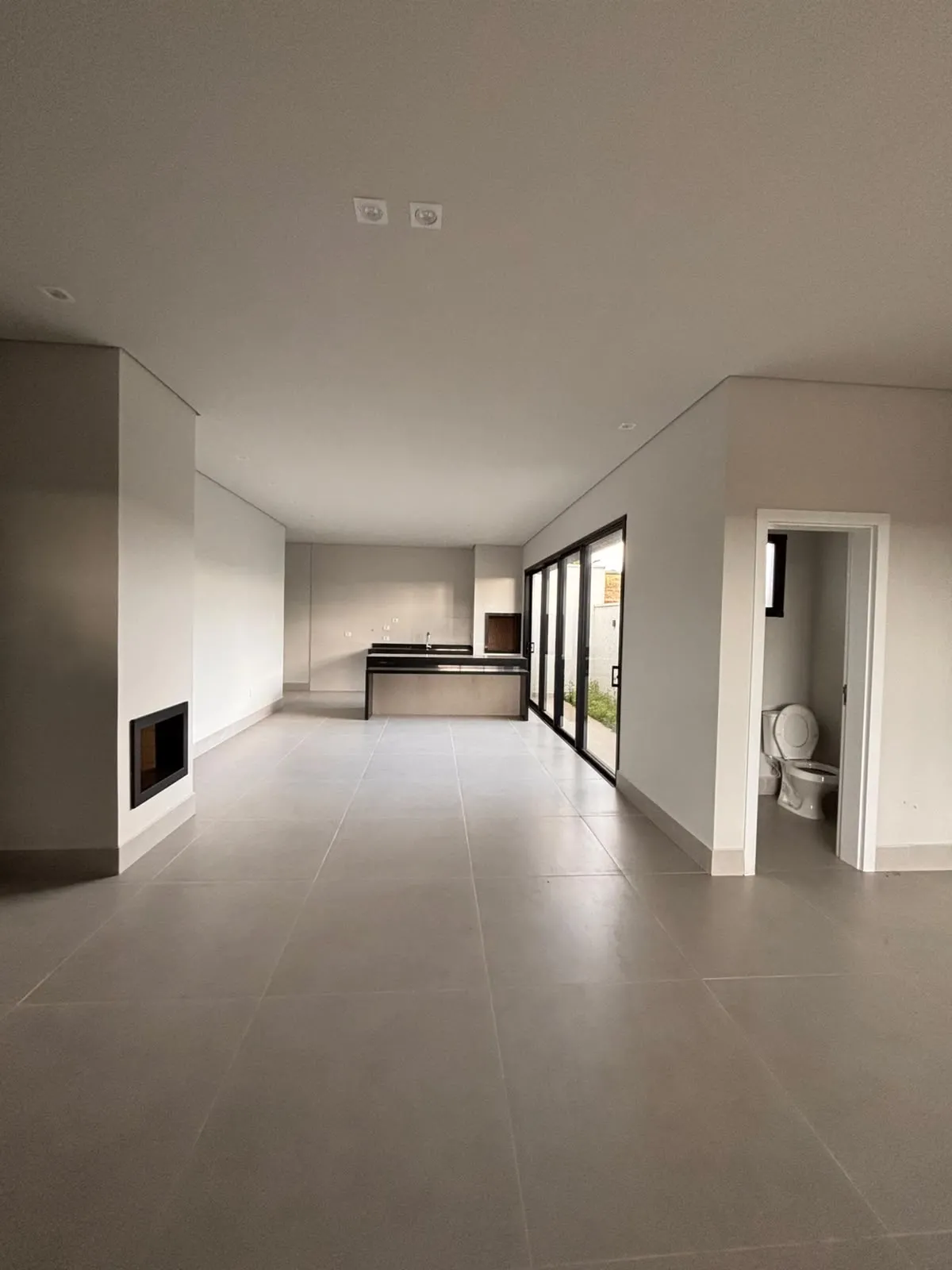 Casa à venda na Cidade dos Lagos